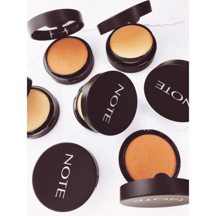 Note Luminous Silk Compact Powder 04 Sand.