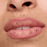 Essence 8H Matte Comfort Lipliner 012 Cushion Talk.