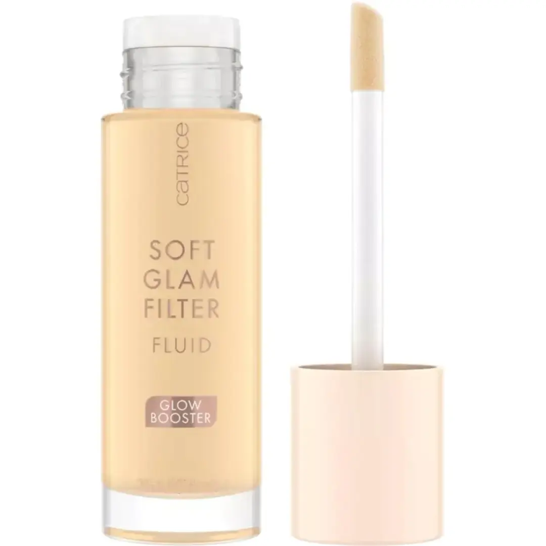 Catrice Soft Glam Filter Fluid Glow Booster 010 Fair-Light. Catrice Soft Glam Filter Fluid Glow Booster 010 Fair-Light.